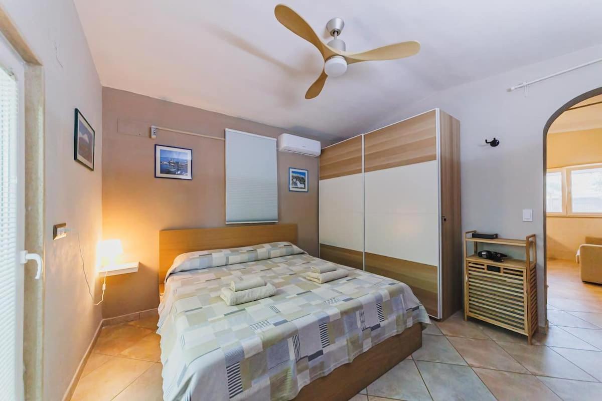 מודוניו Countryhouse Gli Ulivi מראה חיצוני תמונה