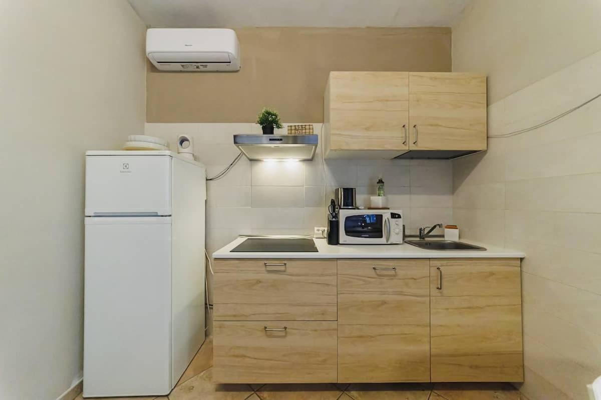 מודוניו Countryhouse Gli Ulivi מראה חיצוני תמונה