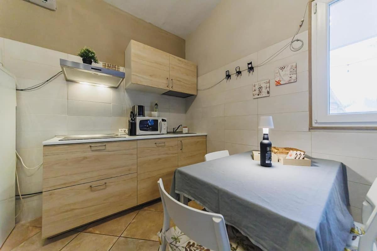 מודוניו Countryhouse Gli Ulivi מראה חיצוני תמונה