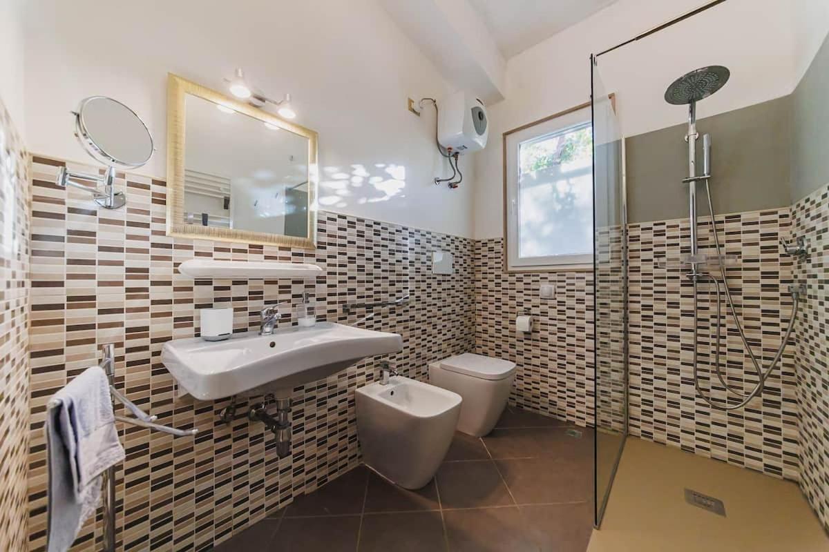 מודוניו Countryhouse Gli Ulivi מראה חיצוני תמונה